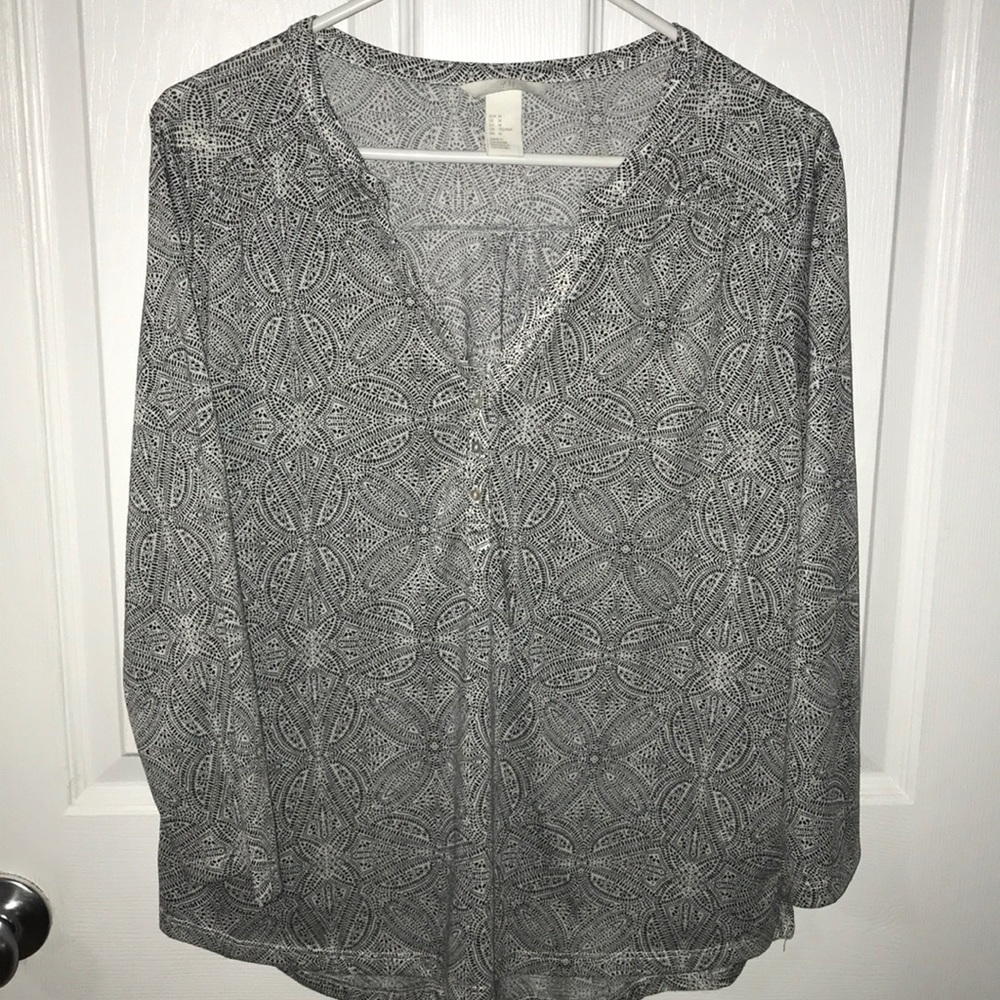 3/4 Sleeve White & Black top
